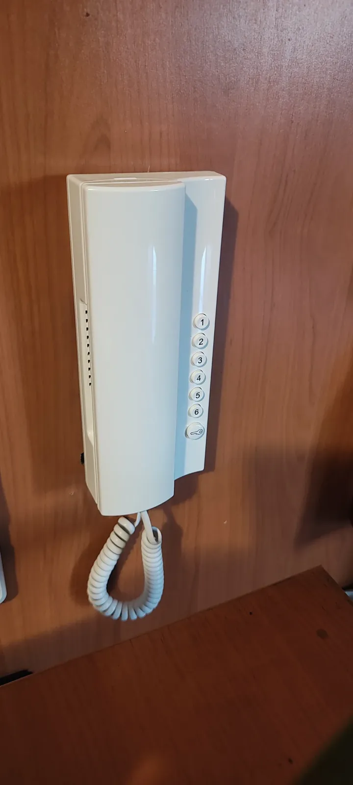 audiovrátnik telefon Tesla, Ba - Vajnory