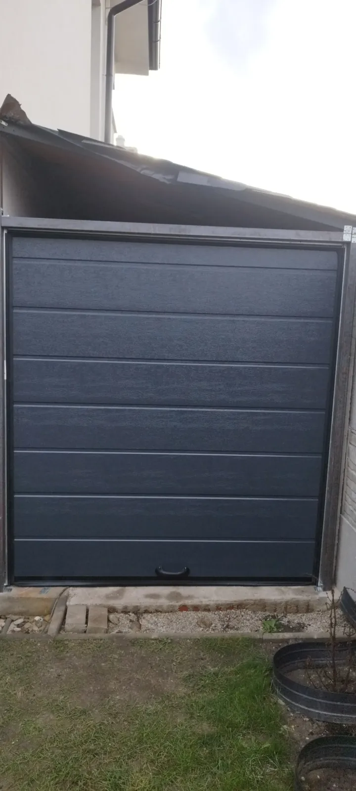 Sekčná brána, Woodgrain RAL7016, Lehnice